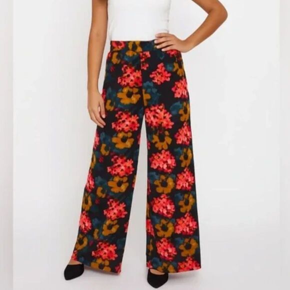 Abercrombie & Fitch Pants - Abercrombie & Fitch Floral Wide Leg Flowy Colorful Pants Black Flat Front Size 2